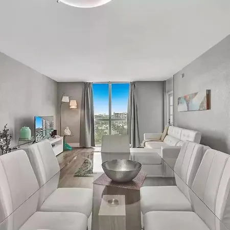 Amazing Apartment On Hollywood Beach Tides Extérieur photo