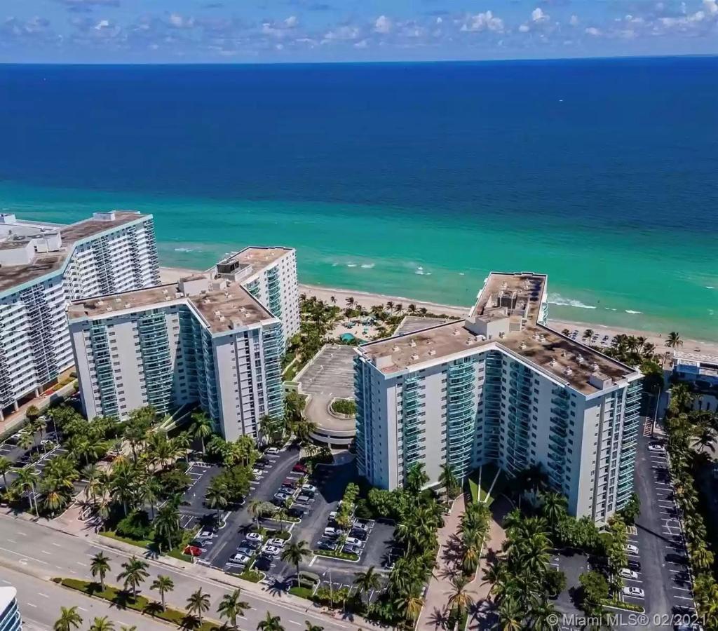 Amazing On Tides Apartment
